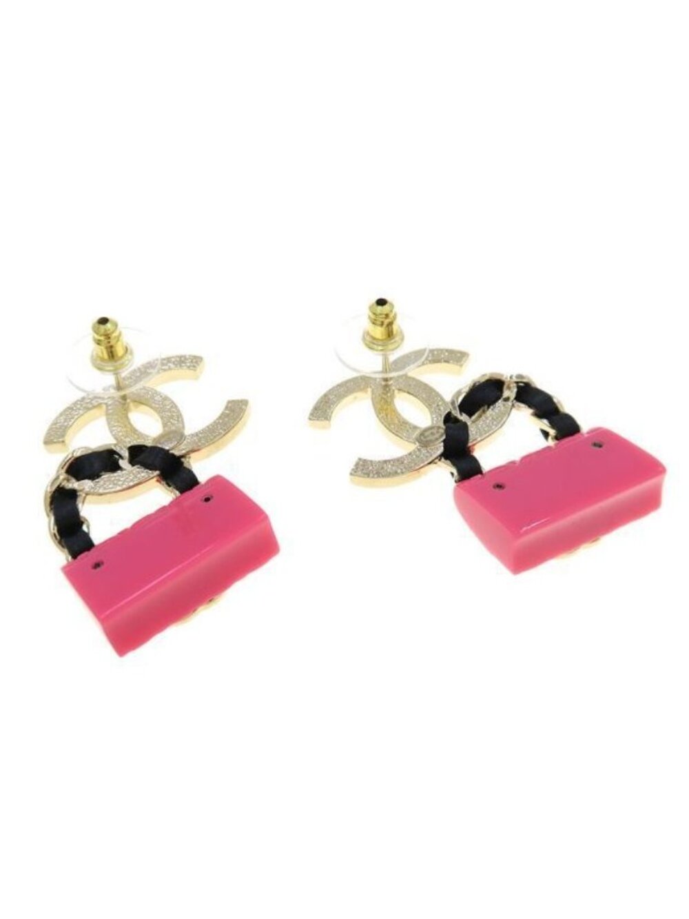 Chanel - Picture 4 of 9